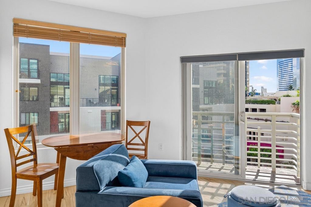 330 J St 605