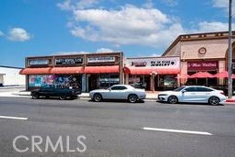 Photo of 9227 Whittier Boulevard, Pico Rivera, CA 90660 (MLS # OC25181914)