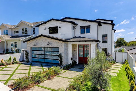 Photo of 1205 S Irena Avenue, Redondo Beach, CA 90277 (MLS # PV26131712)