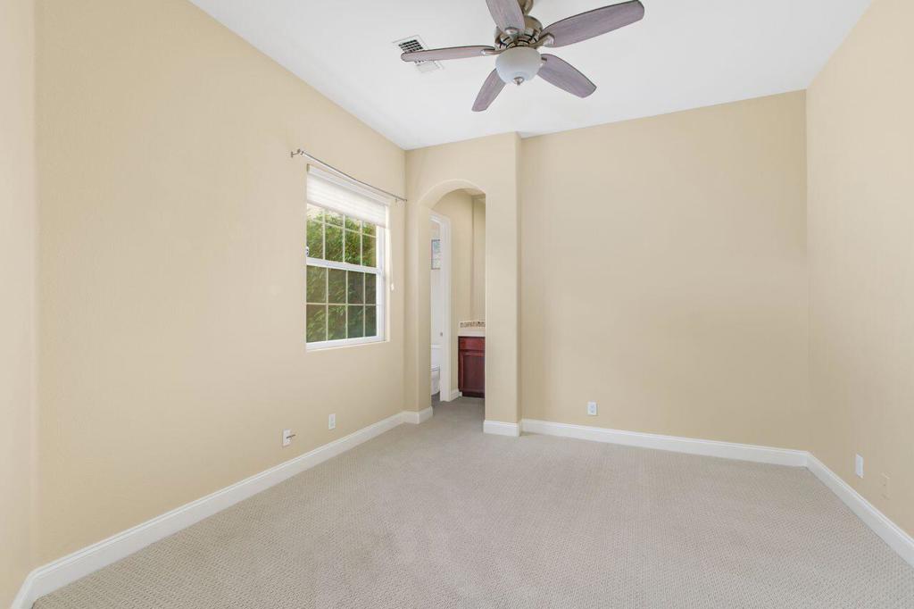 Mira Vista - Residential