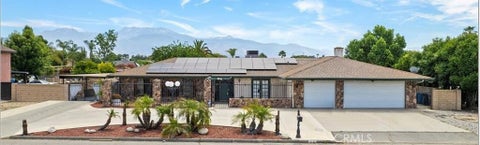 Photo of 210 N N Hemet St ST, Hemet, CA 92544 (MLS # IG26120294)