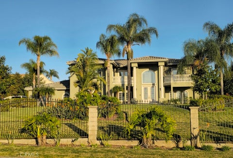 Photo of 16796 Katie DR, Riverside, CA 92504 (MLS # CV26142555)