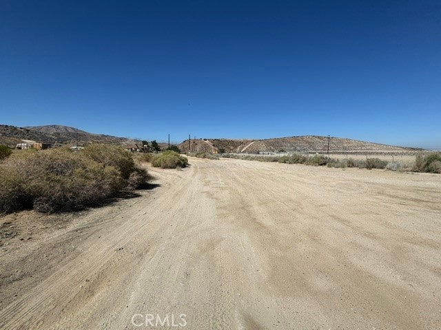 7100 E Ave V