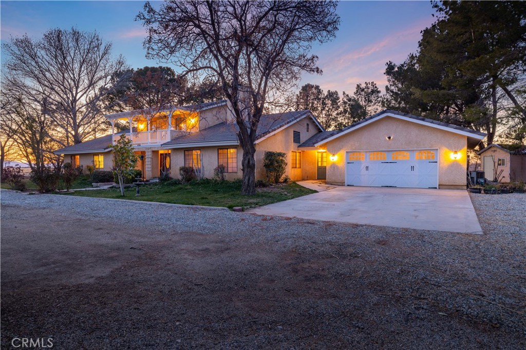 9733 E Avenue G10