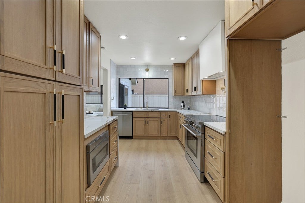 2 Hudson, Irvine CA 92620 - Photo 9