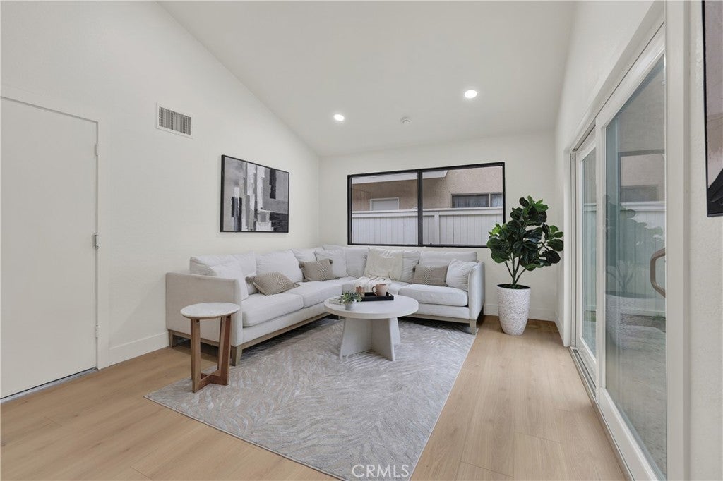 2 Hudson, Irvine CA 92620 - Photo 15