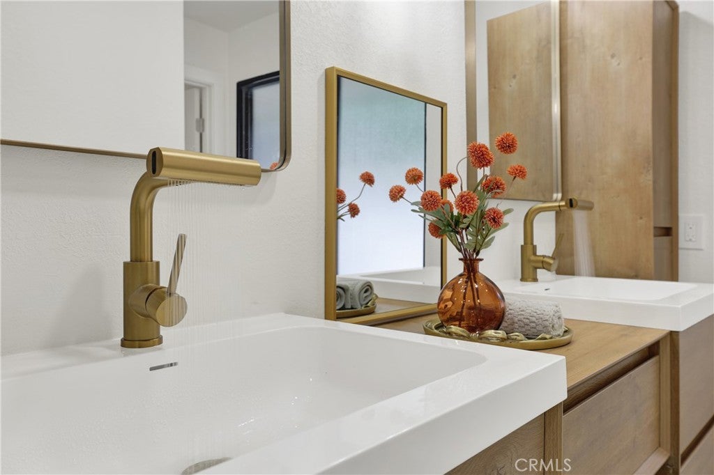2 Hudson, Irvine CA 92620 - Photo 27