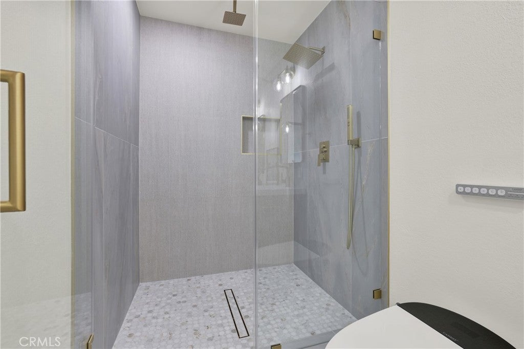 2 Hudson, Irvine CA 92620 - Photo 26