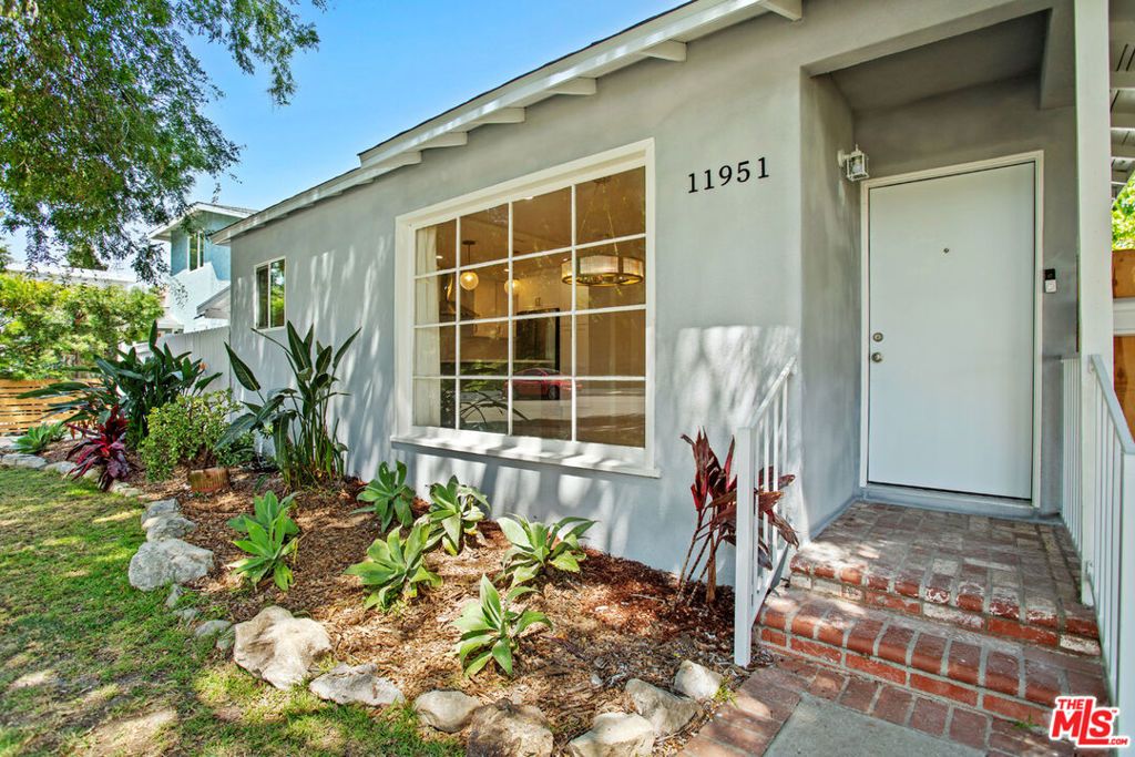 Photo of 11951 Bray Street, Culver City, CA 90230 (MLS # 26672027)