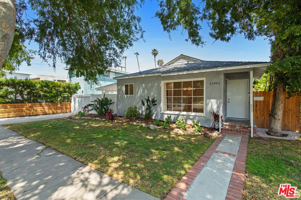 Photo of 11951 Bray Street, Culver City, CA 90230 (MLS # 26672027)