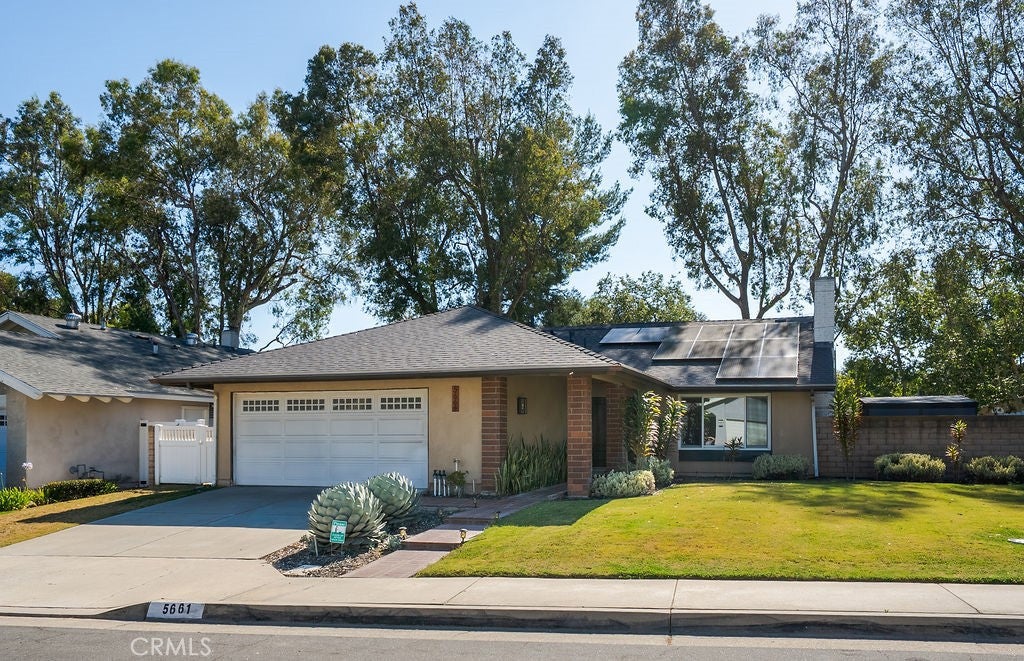 5661 Amberdale Dr