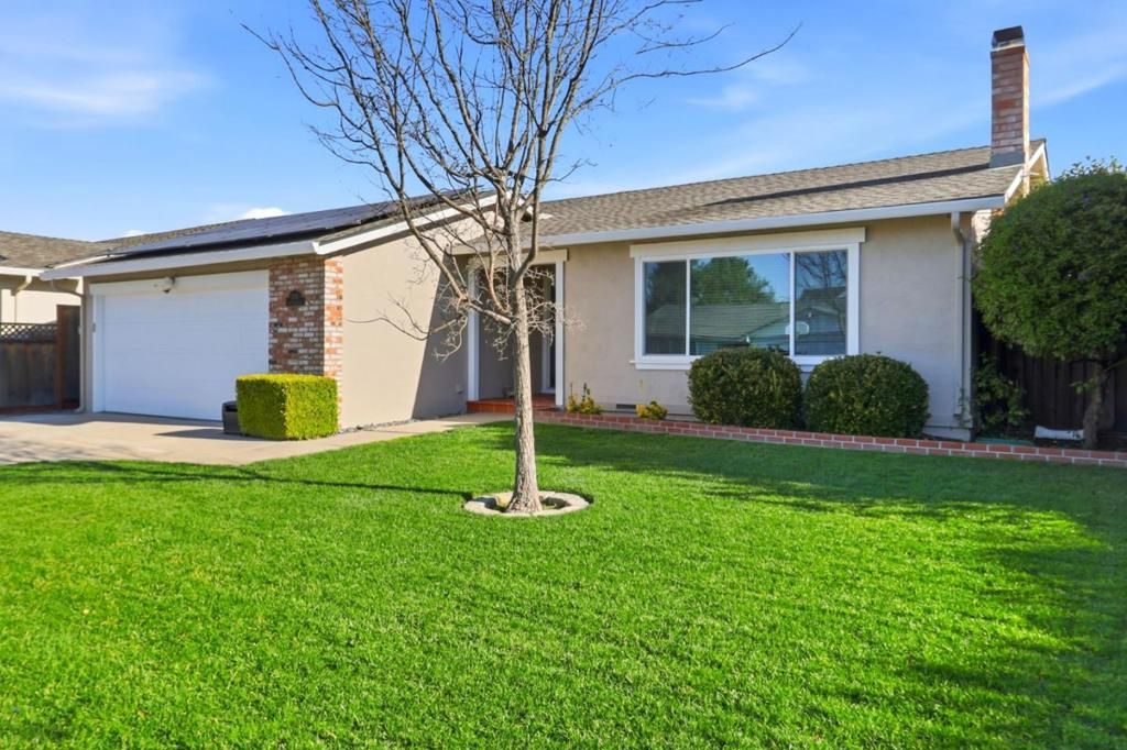 Photo of 5374 Southbridge, San Jose, CA 95118 (MLS # ML82031457)