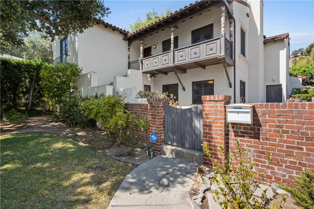 4691 College View