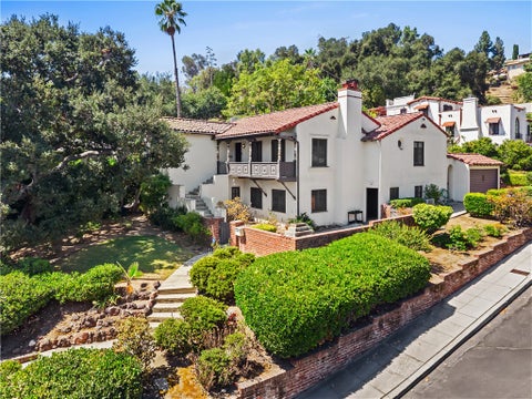 Photo of 4691 College View AVE, Los Angeles, CA 90041 (MLS # GD26189196)