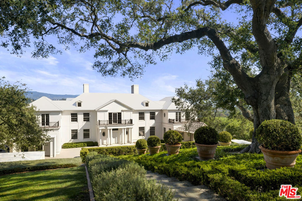 2910 Sycamore Canyon Road