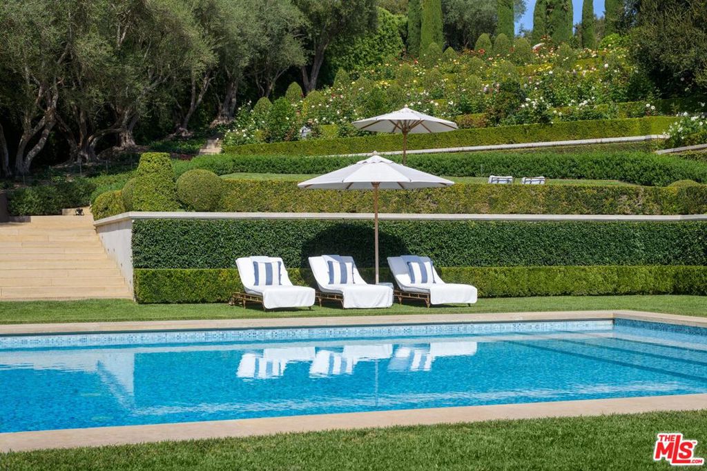 2910 Sycamore Canyon Road