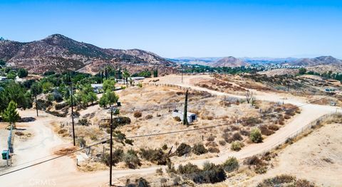 0 Carl Menifee CA 92584