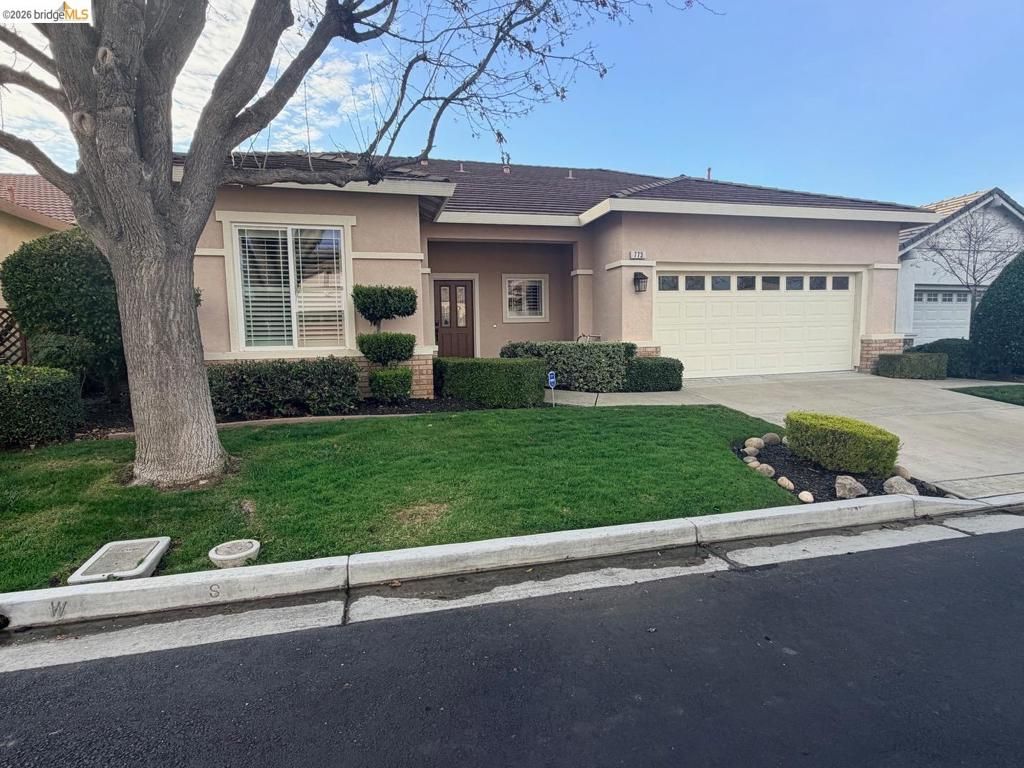 Photo of 773 773 Centennial Pl Dr, Brentwood, CA 94513 (MLS # 41125782)