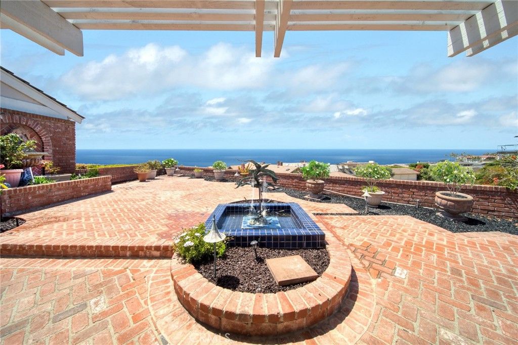 Photo of 23711 Brisbane, Dana Point, CA 92629 (MLS # LG26070100)