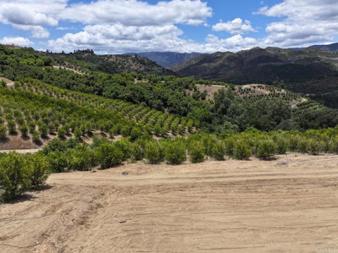 Tiny photo for 45481 Camaron Road, Temecula, CA 92590 (MLS # PTP2606852)