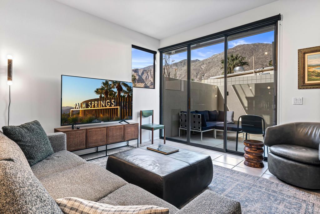 Photo of 671 E Arenas Road, Palm Springs, CA 92262 (MLS # 219140901PS)