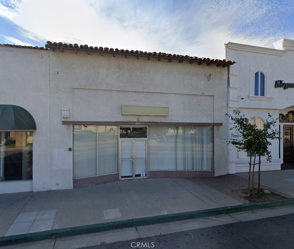 Prime Downtown Banning Commercial Opportunity!
Located in the heart of downtown Banning, this versatile building offers endless possibilities for your business vision. The spacious, light-filled front area provides the perfect blank canvas for your dream office, trendy restaurant, charming retail shop, or boutique storefront – the choice is yours! With high visibility and excellent foot and vehicle traffic, this location offers the exposure every business owner desires. A secondary area provides additional office space or a flexible workroom, along with a small kitchenette for convenience, a bathroom, and a storage area to keep things organized. Upstairs, you’ll find a private office space ideal for meetings, management, or creative planning away from the main floor activity. Whether you’re looking to launch your first business, expand an existing brand, or create a destination spot in Banning’s revitalizing downtown, this property offers the potential to bring your ideas to life. Buyer to verify all potential uses with the City of Banning. Zoned Downtown Commercial.