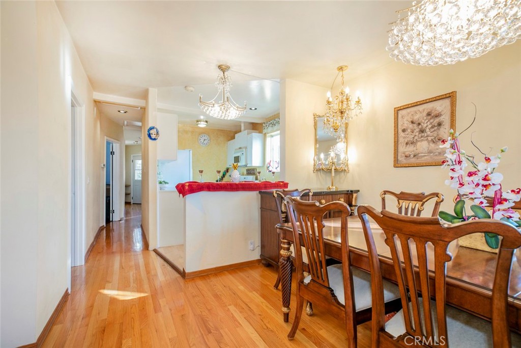 11020 Scoville Avenue