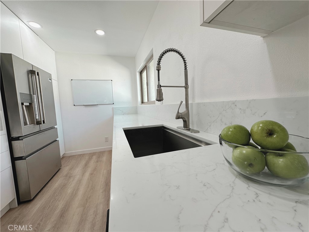 4648 Park Granada 171