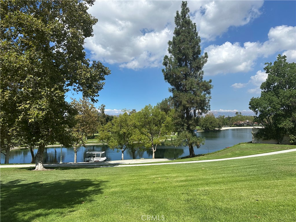 4648 Park Granada 171
