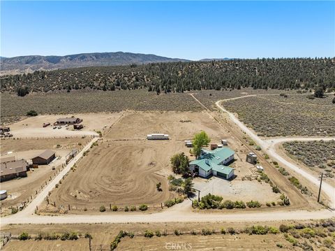 Photo of 16150 Mount Lilac, Frazier Park, CA 93225 (MLS # SR25196732)