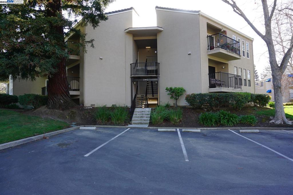 FREMONT - Residential