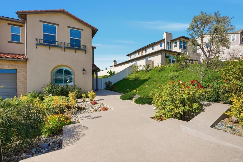 Photo of 911 Lindbergh Dr, San Marcos, CA 92069 (MLS # NDP2601515)