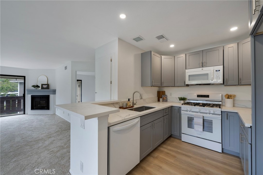 19114 Parkland Street