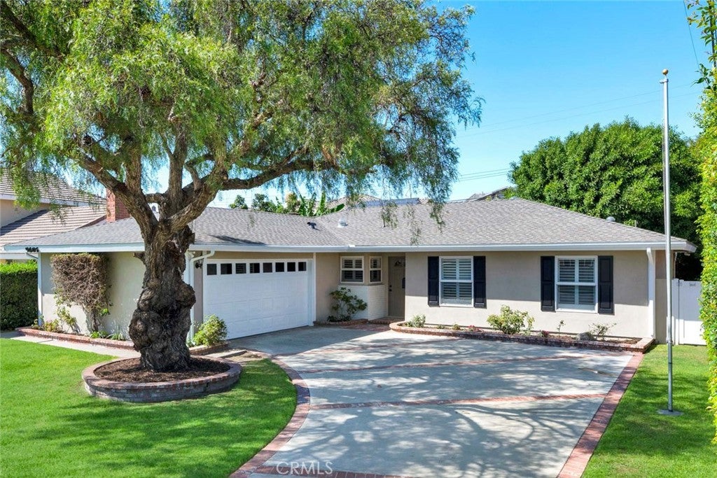 9405 La Estrella AVE, Fountain Valley CA 92708