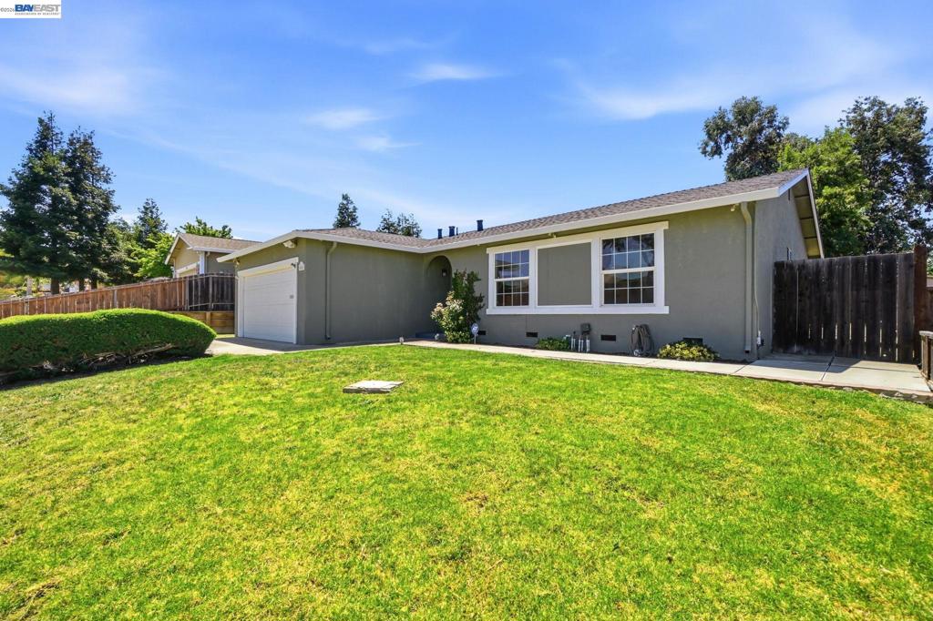 1087 Jensen Dr