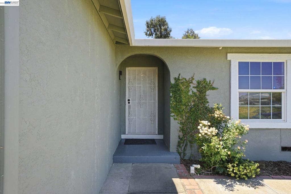 1087 Jensen Dr