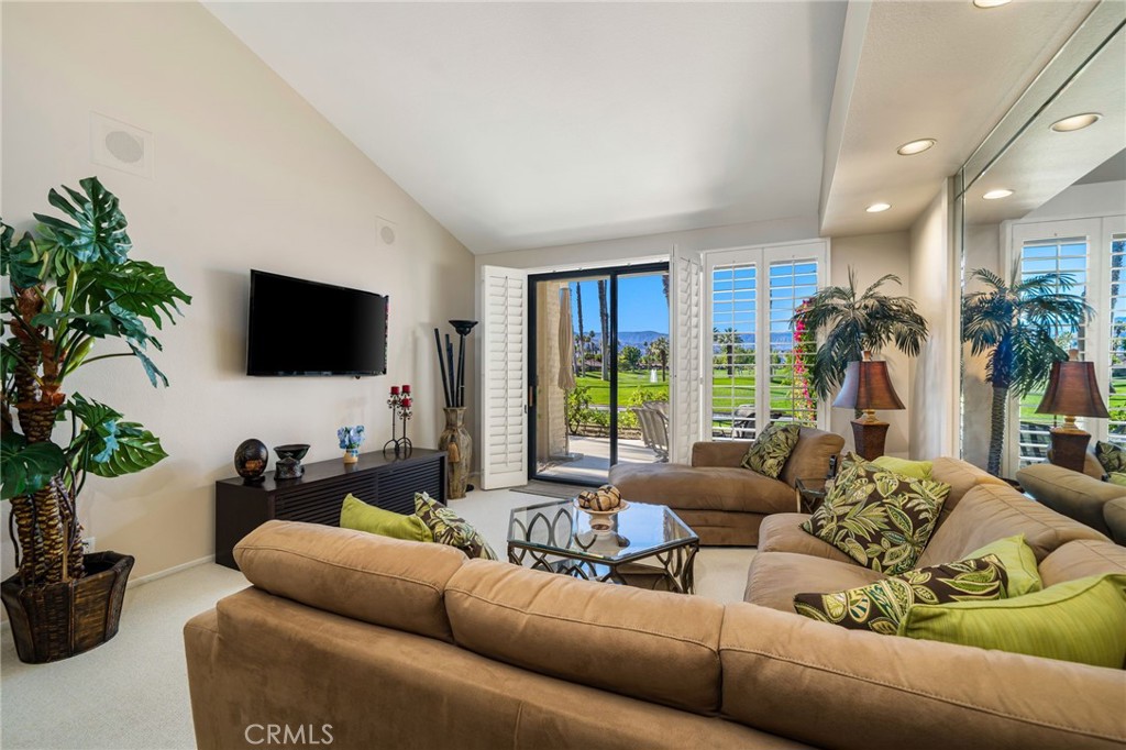 The Lakes Country Club (32429) - Residential