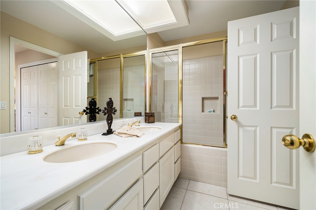 The Lakes Country Club (32429) - Residential