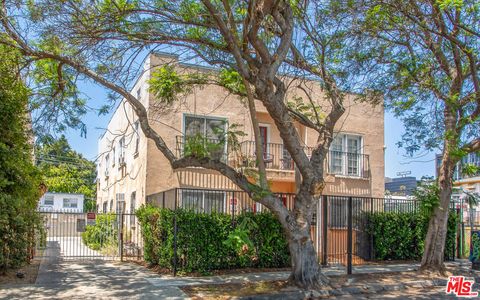 Photo of 1435 N Las Palmas Avenue, Los Angeles, CA 90028 (MLS # 25619881)