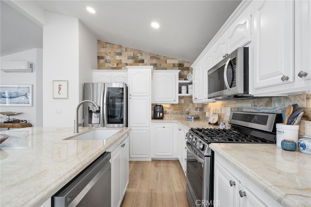 Bayside Village (BAYV) - Residential Lease