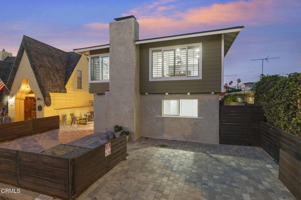 Pierpont/Ocean Front - 0276 - Residential