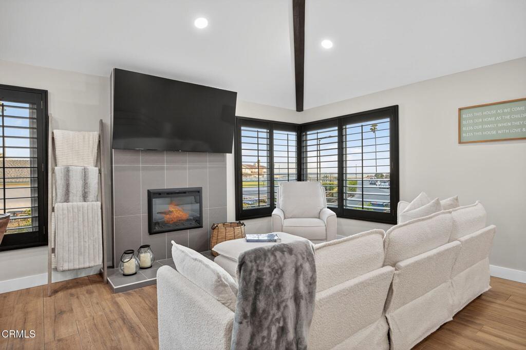 Pierpont/Ocean Front - 0276 - Residential