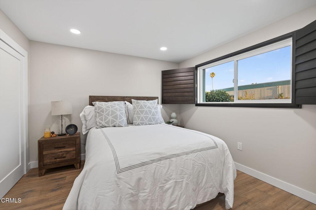 Pierpont/Ocean Front - 0276 - Residential