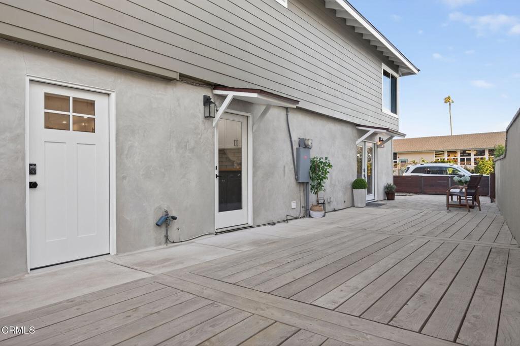 Pierpont/Ocean Front - 0276 - Residential