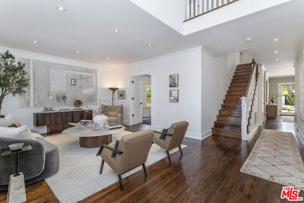 1601 N Curson Avenue