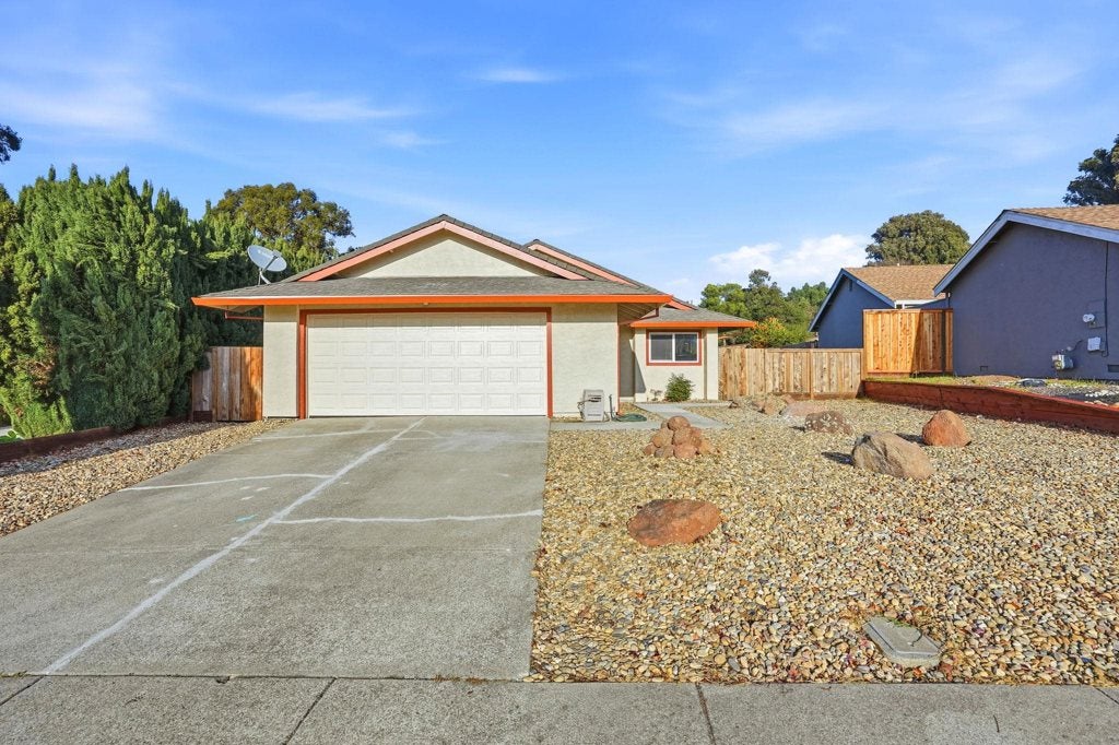 834 Coral Ridge Cir Cir, Rodeo CA 94572