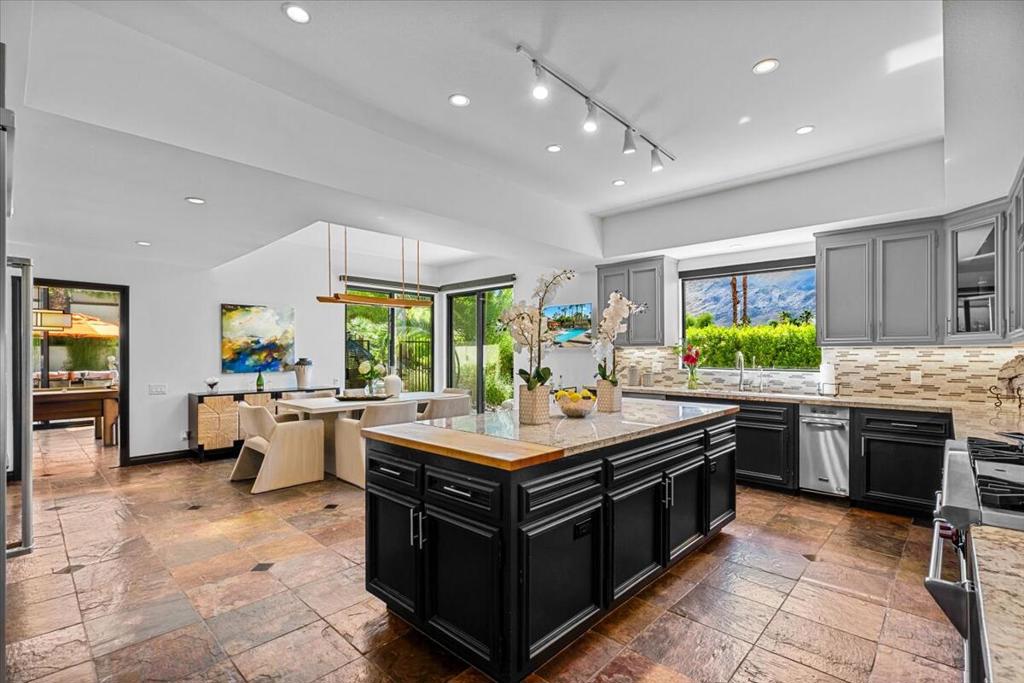 Andreas Hills - Residential