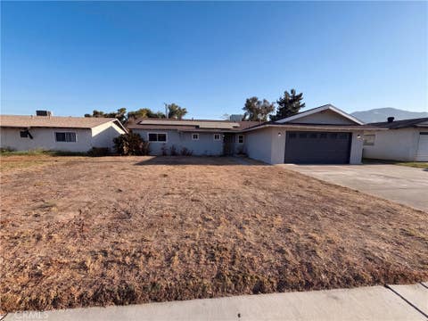 Photo of 26934 10th ST, Highland, CA 92346 (MLS # IV26187019)