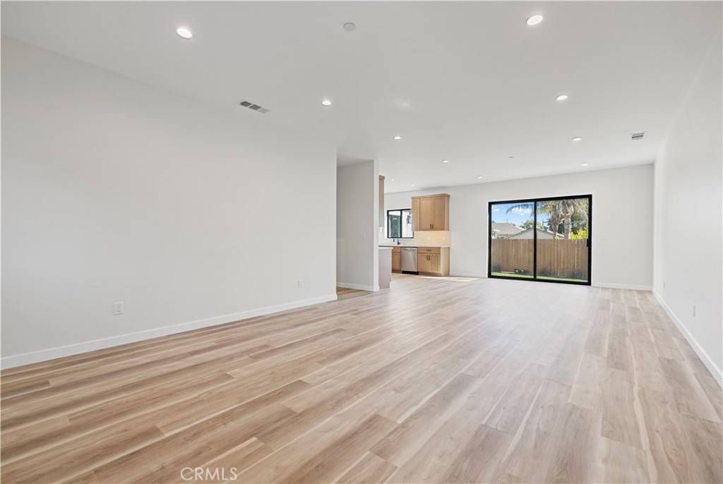 4210 New York Ave