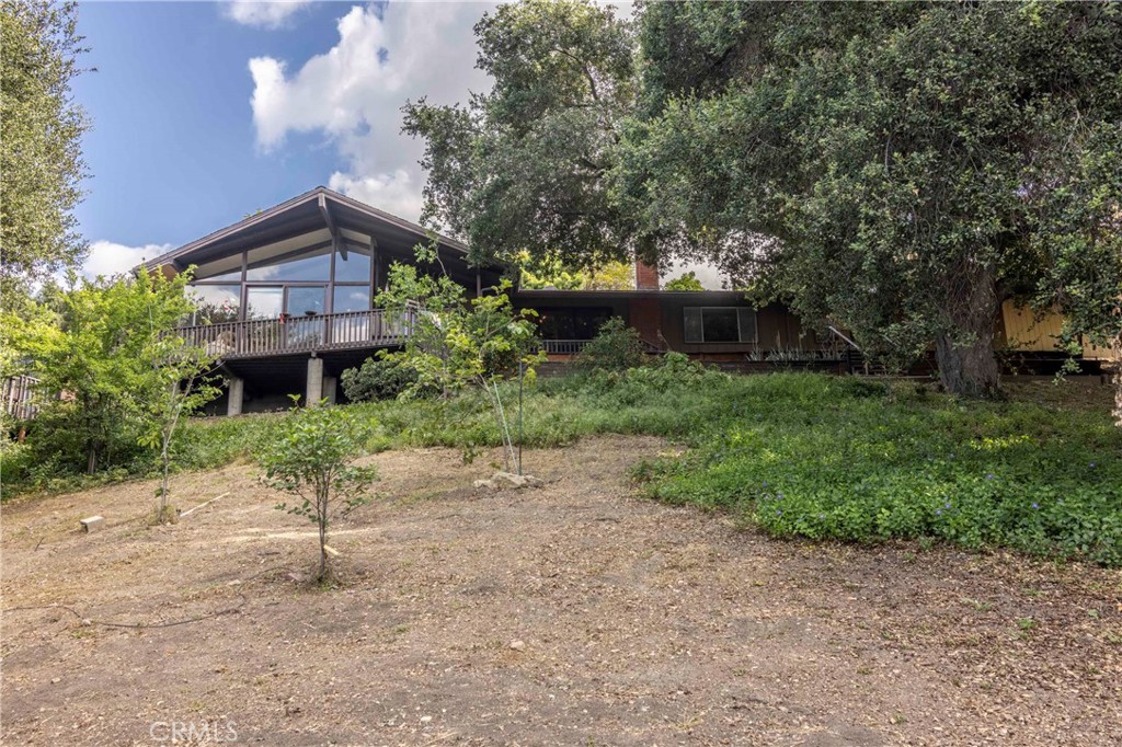 2322 Cameron Avenue